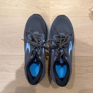 Brooks Athletic Shoes in Black and Blue